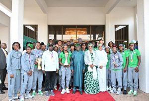 Super-Falcons-in-a-group-with-president-Bola-Tinubu-and-First-lady-Remi-Tinubu